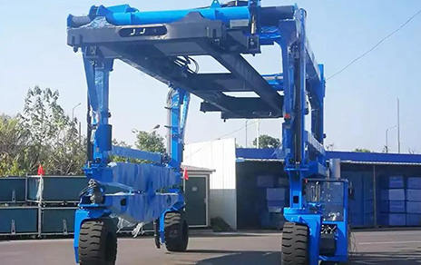 Gantry crane engineering view